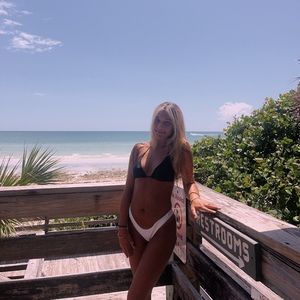 Meet your Posher, Isabella